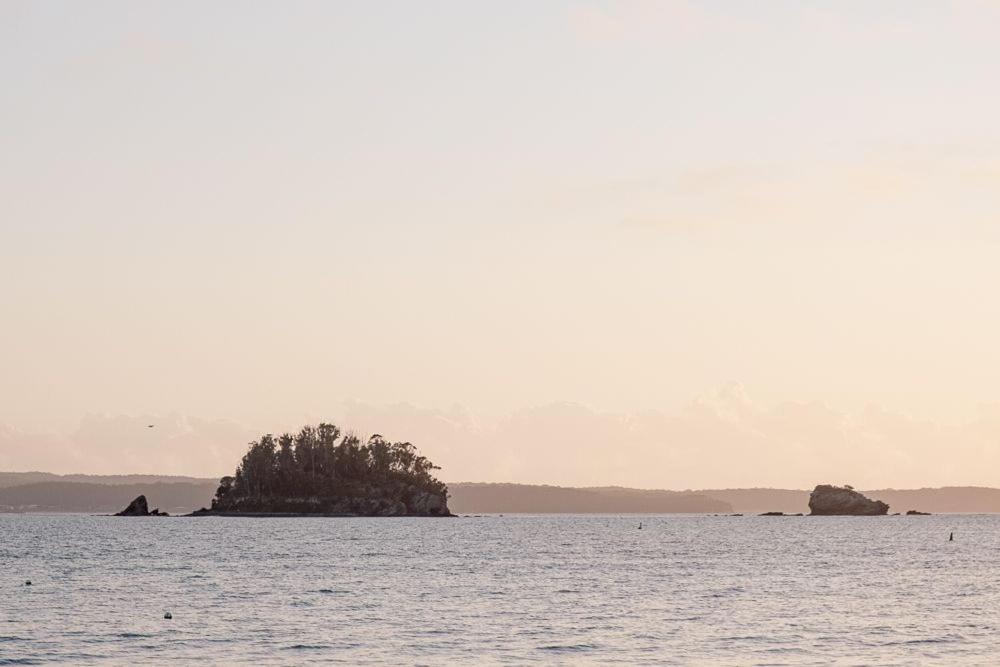 The Isla Hotel Batemans Bay Exterior photo